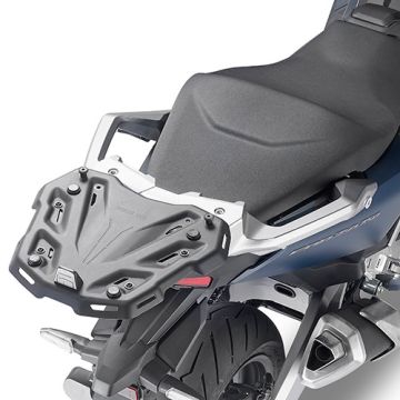 Enganche trasero Givi Monokey para Honda X-ADV 750 y Forza 750