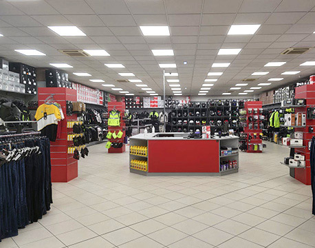 Foto Negozio MotoAbbigliamento Reggio Emilia Foto Negozio MotoAbbigliamento Reggio Emilia